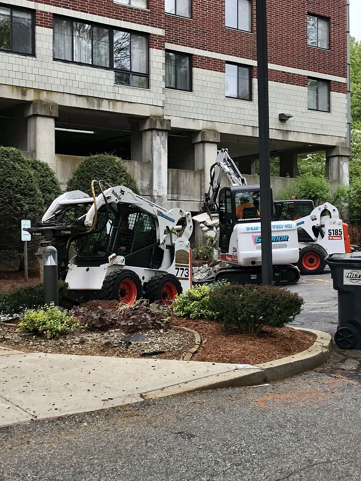 Commercial concrete sidewalk: during the build