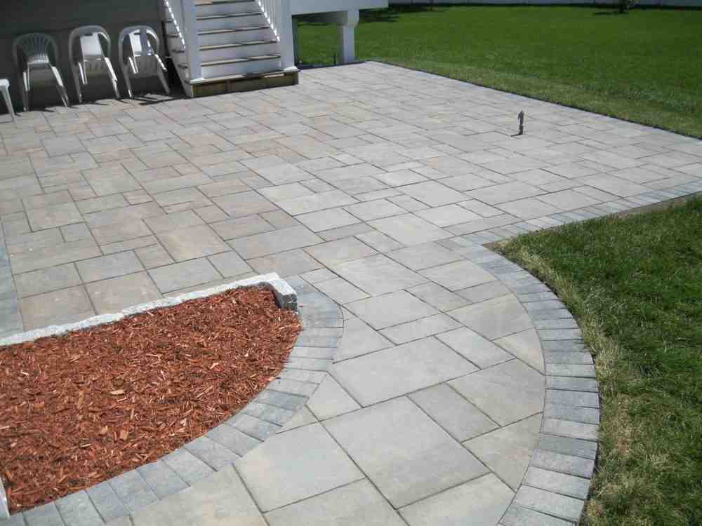 From Planning to Paving: How to Design a Paver Walkway for Your Home