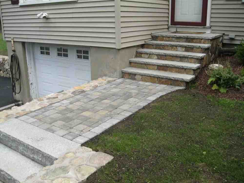 A Step Above: Stunning Paver Walkway Designs and Patterns