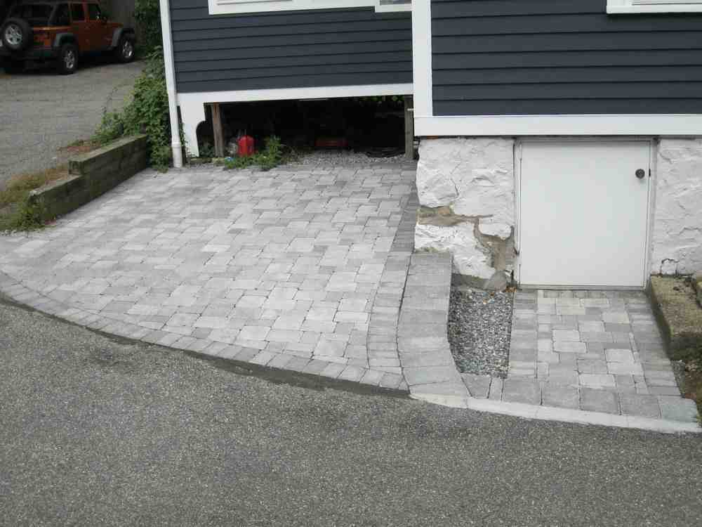 Evaluating Driveway Pavers: Good Investment or Money Pit?