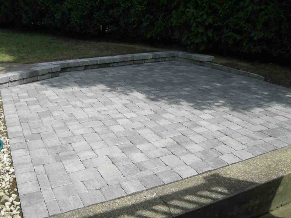 Why Professional Custom Patio Builders Are Worth the Investment